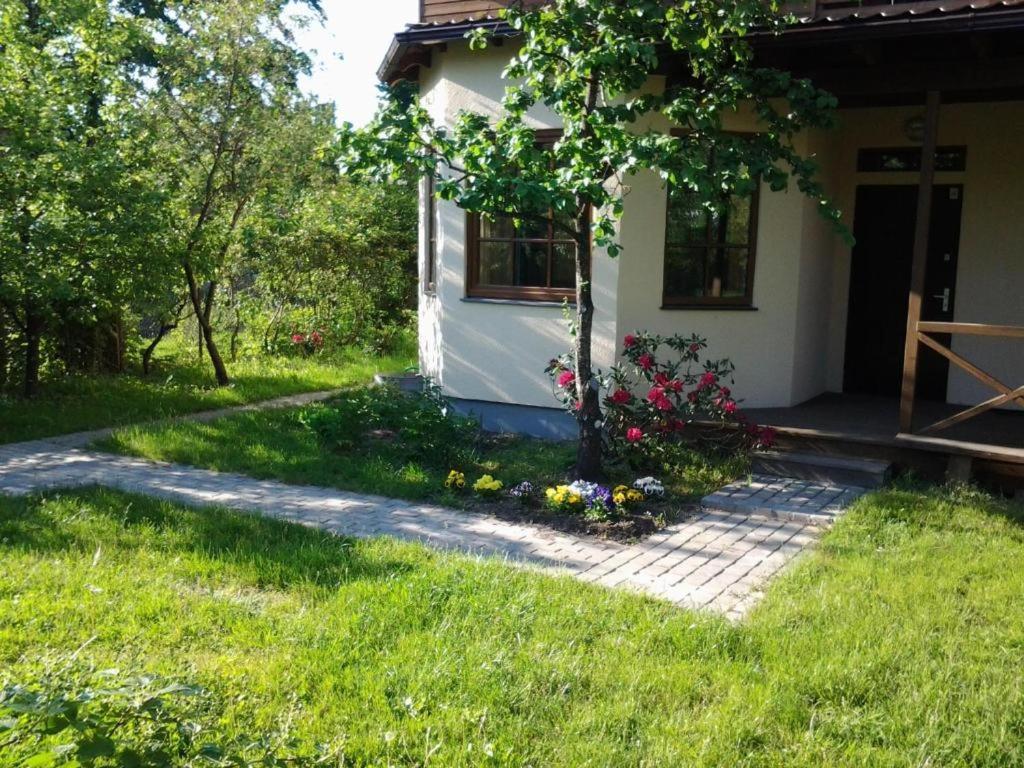Boutigue City House With Terrace And Garden Free Parking ريغا المظهر الخارجي الصورة