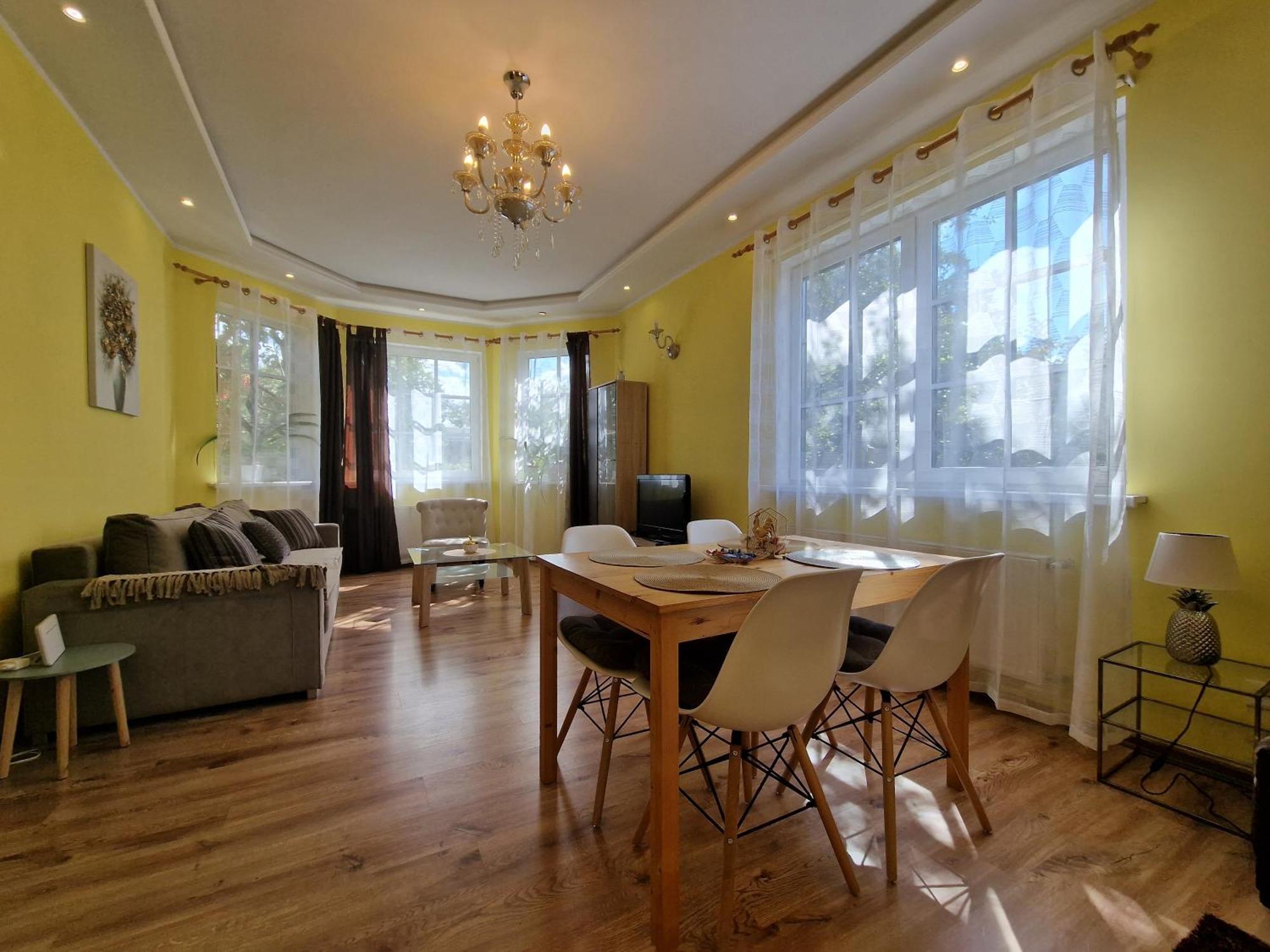 Boutigue City House With Terrace And Garden Free Parking ريغا المظهر الخارجي الصورة
